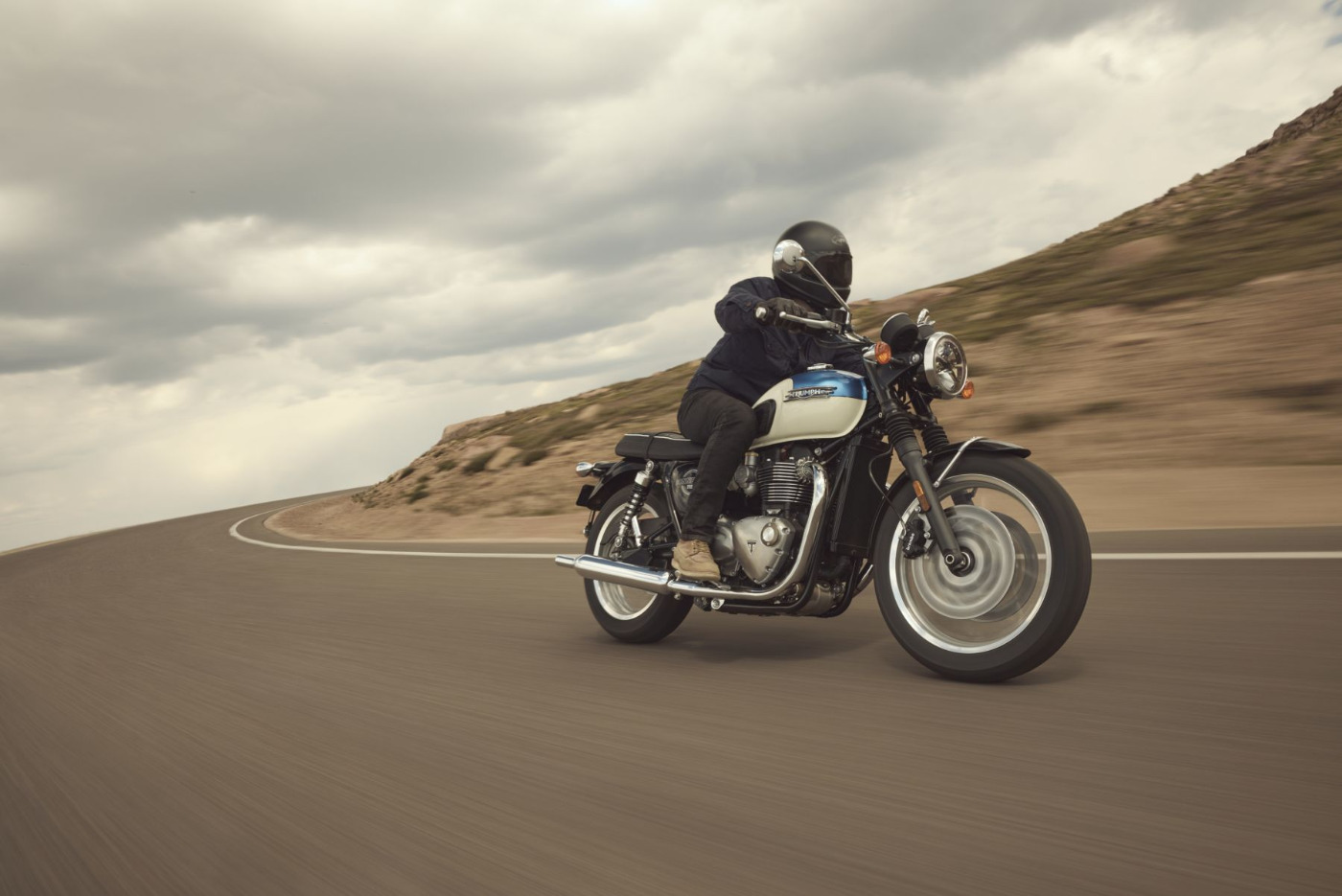 Bonneville T120